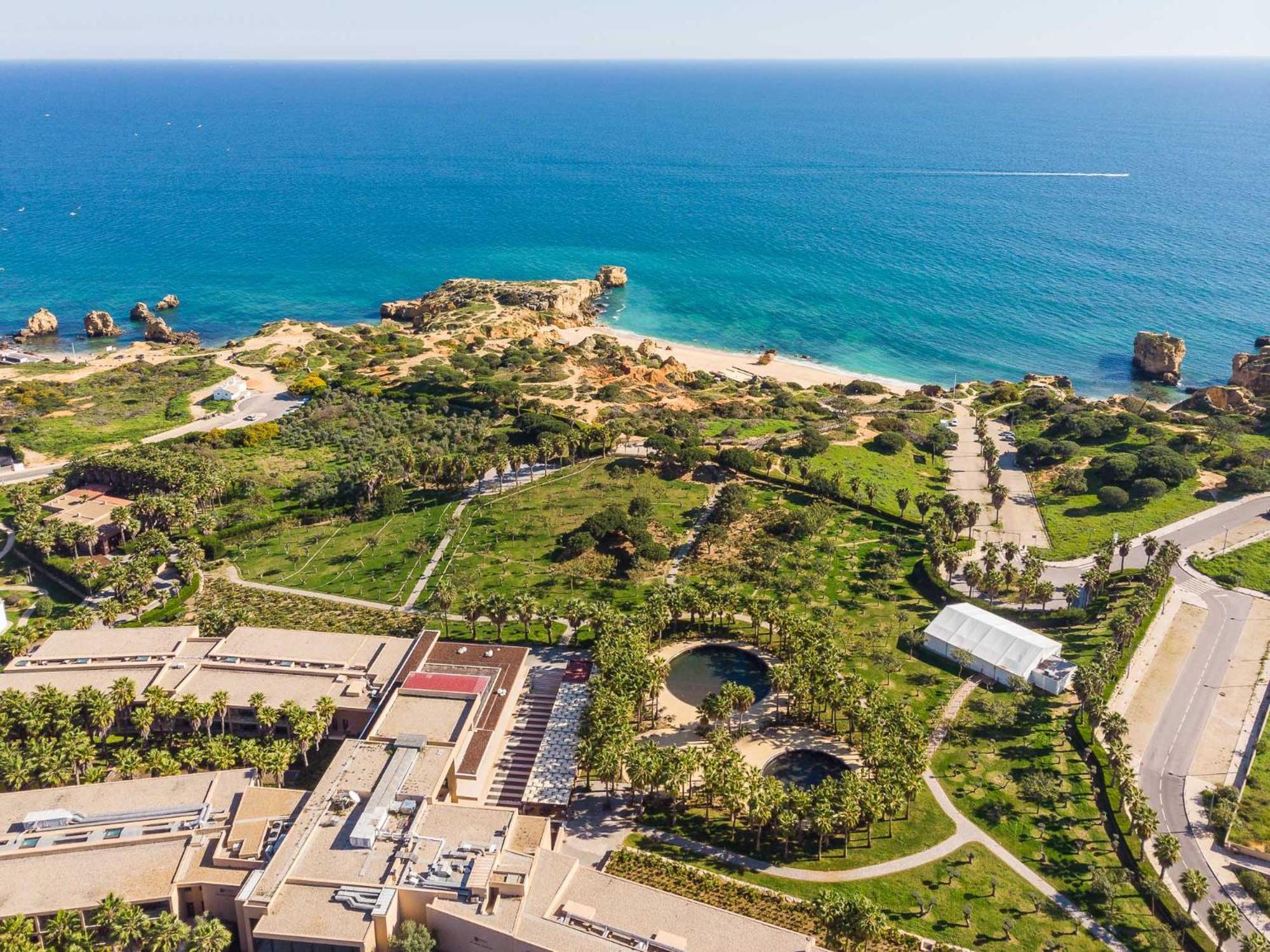 Beachside Bliss T2 With Pool & Access By Drago Appartement Albufeira